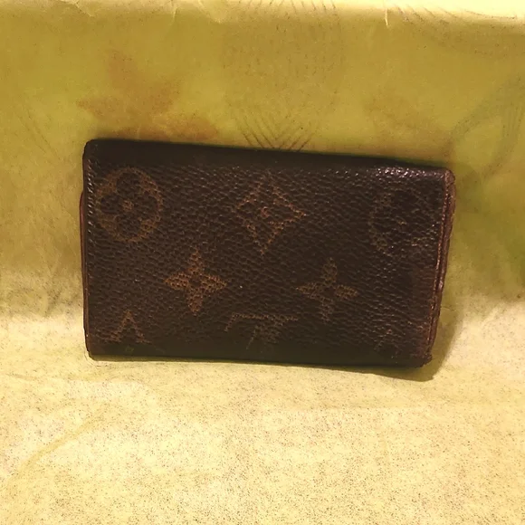 VINTAGE Louis Vuitton Monogram Key Holder Made in France